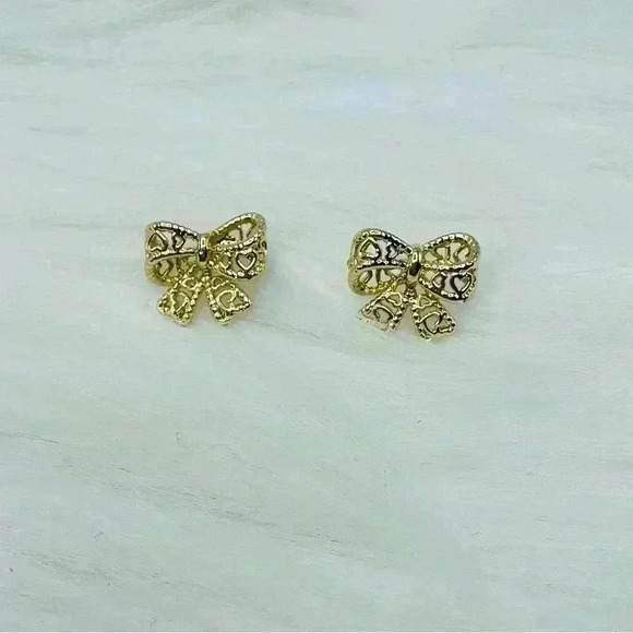 Boho-Chic Tiny Hollow Heart & Bow Stud Earrings in Gold - Picture 2 of 4